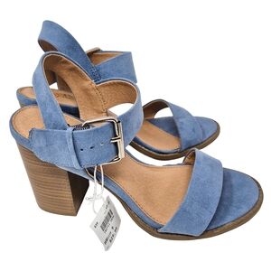 BASh Blue Suede Block Heel Sandals NWT Size 9 Ankle Strap Heels